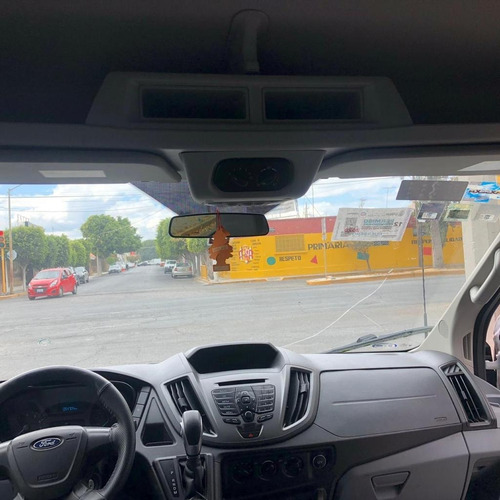 Ford Transit 15 Pasajeros 2017