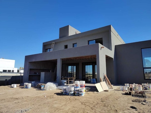 La Casada - Casa En Venta - A Estrenar