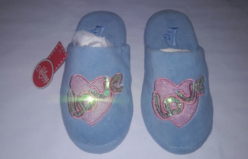 Pantuflas Peluche Love Nuevas Por10$