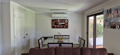 Casa En Venta De 3 Dorm. En La Florida
