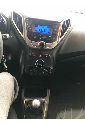 Imagem 11 de 15 de Hyundai Hb20 2015 1.0 Comfort Flex 5p