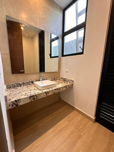 Casa En Venta Merida, Conkal, Privada Olivia, Una Planta, Entrega Inmediata.