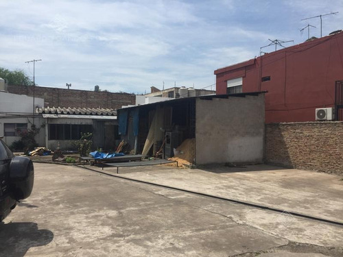 Importante Depósito Industrial