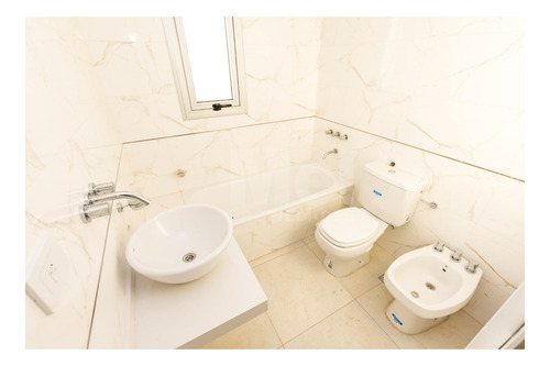 Imagen 18 de 30 de 3 Amb, Amenities.coch Optativa