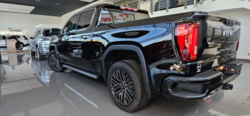 GMC Sierra 6.2 V8 Denali