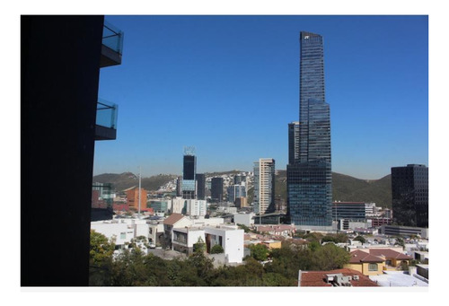 Imagen 5 de 12 de Departamento En Venta En Las Privanzas