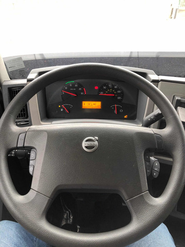 Volvo Vm 270 Aut 6x2 Truck Trucado Sider Saider Bau 9mt 2020