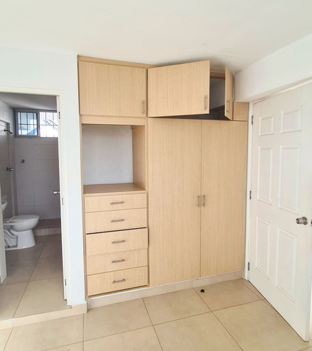 Imagen 2 de 11 de Apartamento 2 Recámaras / 1b / 1 Parkin - Ph Muy Nítido - Conserje, Agua Y Mantenimiento