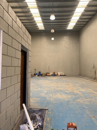 Imagen 4 de 16 de Depósito En Venta En Micro Parque Industrial Con Seguridad 24hs