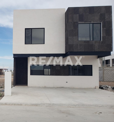 Casa En Venta En Quintas Del Palmar