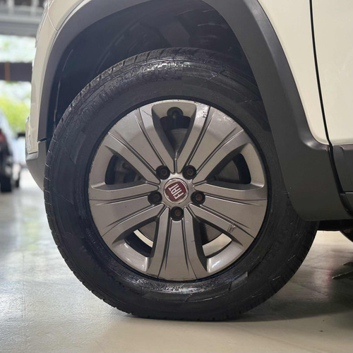 Fiat Toro 1.8 16v Freedom Flex 4x2 Aut. 4p