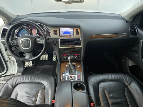 Imagen 18 de 25 de Audi Q7 Tfsi 3.0 Turbo Cargada