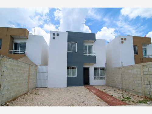 Imagen 1 de 12 de Casa Sola En Renta Ciudad Caucel