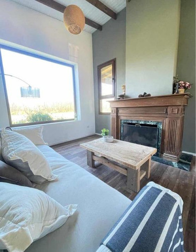 Casa En Venta - 3 Dormitorios 3 Baños - 258mts2 -terreno 10,600- Monte