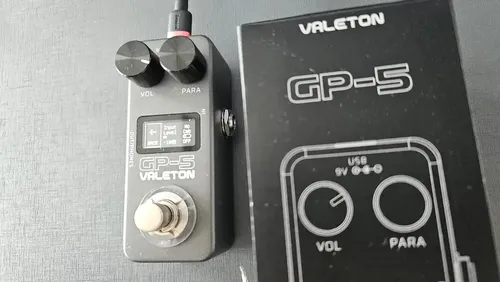 Pedaleira Valeton Gp-5tm Multiefeitos Snaptone Nam Preto