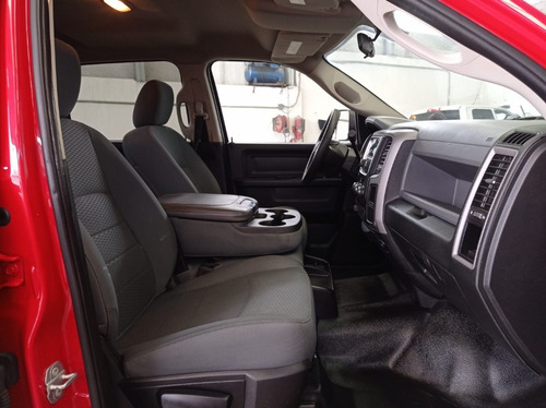 Imagen 13 de 15 de 2016 Ram 3500 4x2 Dually Motor Diesel
