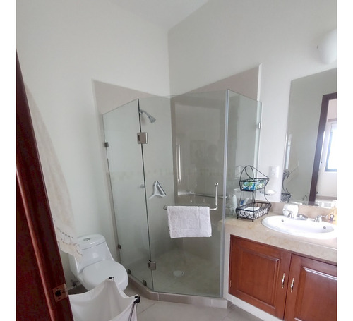 Casa Residencia En Venta En Lomas De Jiutepec.
