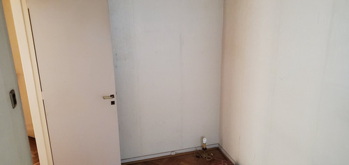 Imagen 6 de 14 de Departamneto 4 Amb - Belgrano - Dueño Vende - Baulera