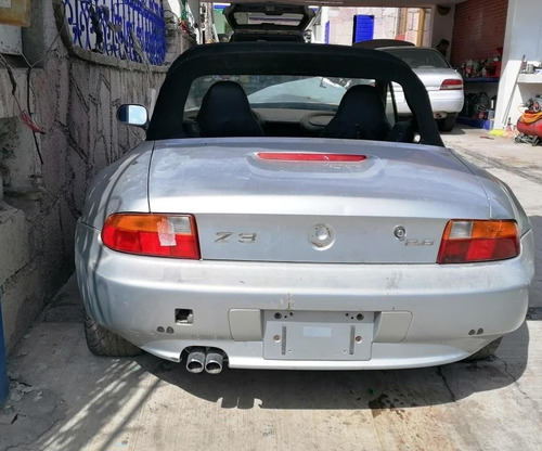 Imagen 1 de 15 de Bmw Z3 2.8 Convertible Chocado Solo Partes
