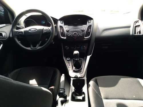 Ford Focus III 1.6 S