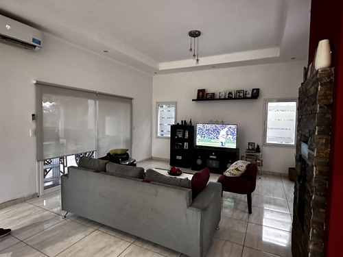 Casa En Venta En Chascomus En Venta En Golf Country Chascomu