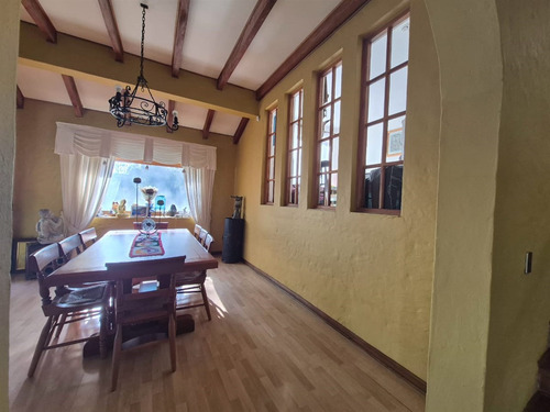 Casa En Arriendo De 5 Dorm. Condominio Nogales Machalí