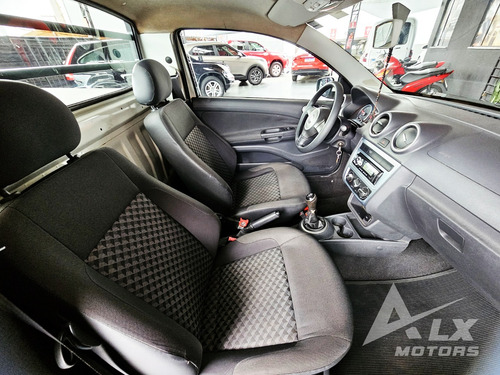 Volkswagen Saveiro 1.6 CS Trendline