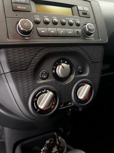 Nissan March 1.6 Sense At