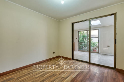 Oportunidad !! Venta De Casa En Condominio. Secto...