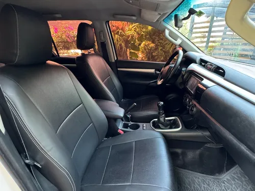 Toyota Hilux 2.4l