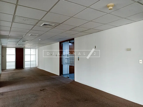 Oficina En Arriendo En Barrio El Golf