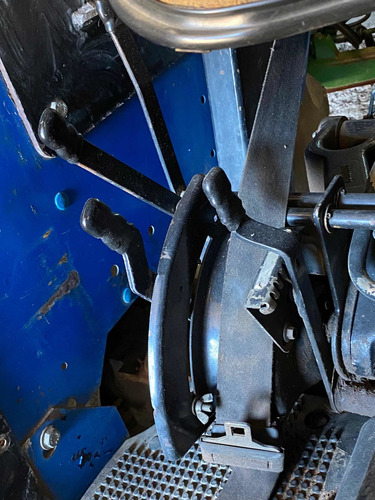 New Holland 7630