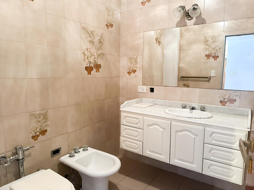 Departamento En Venta 4 Ambientes Con Dependencia, Balcon Terraza Y Cochera