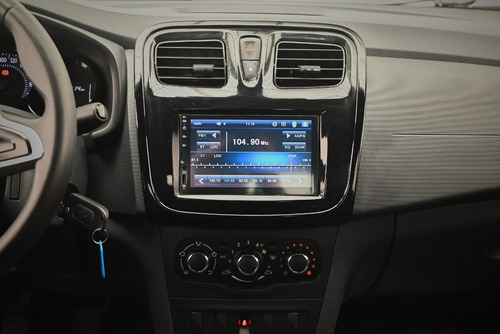 Imagen 12 de 16 de Renault New Logan Life 1.0 4p