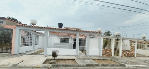 Casa En Venta En La Morenera, Lara/*/ Cesar Bullones Vende/*/