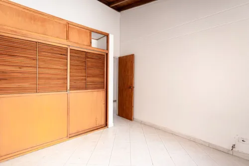 Edificio En Venta En La Candelaria. Cod V10237