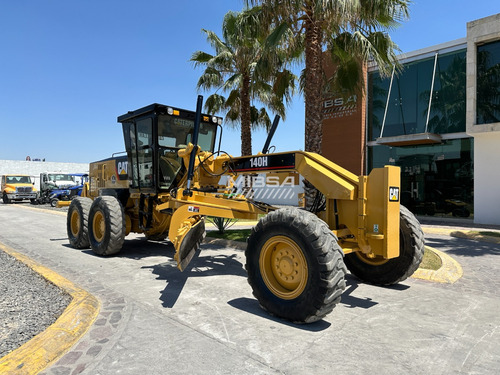 Motoconformadora Caterpillar 140h 2003