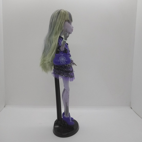 Monster High Twyla 13 Wishes (Usado)