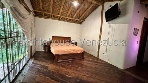 Casa En Venta, El Hatillo #25-10372