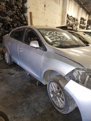 Yonke Renault Fluence 2014 Automatico En Partes