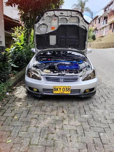 Honda Civic 1.6 Vti