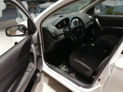 Imagen 10 de 14 de Chevrolet Aveo Lt Tm 2018 (sm)