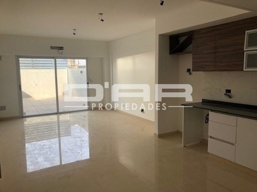 Imagen 2 de 6 de A Estrenar Monoambiente Con Balcon! 33m2 - Caaguazu 7200