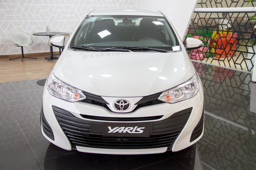 Toyota Yaris Sedan 1.5 Xl Plus Connect Cvt (flex)