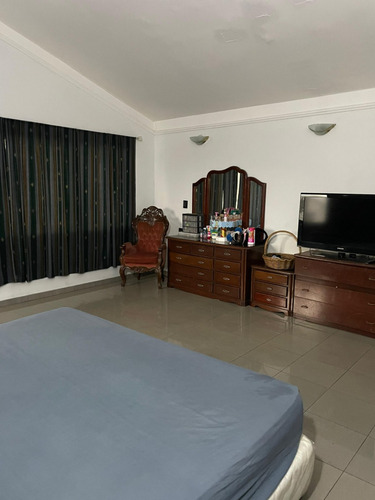 Grey Zuloaga Y Javier Philip Inzitu Realtors Venden Casa En La Urbanización Altos De Guataparo Valencia Carabobo Venezuela