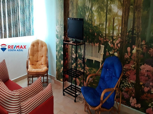 Imagen 2 de 12 de Se Vende Acogedor Apartamento Excelente Ubicacion En Tucacas, Edificio Punta Brava