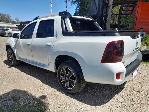 Imagen 5 de 14 de Renault Duster Oroch 2.0 Privilege 2017
