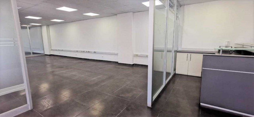 Oficinas - Excelente Ubicación Y Estado