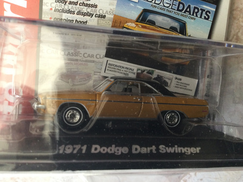 Auto World Hemmings 1971 Dodge Dart Swinger Mostaza