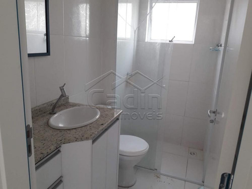 Imagem 3 de 10 de Apartamentos - Ref: V681